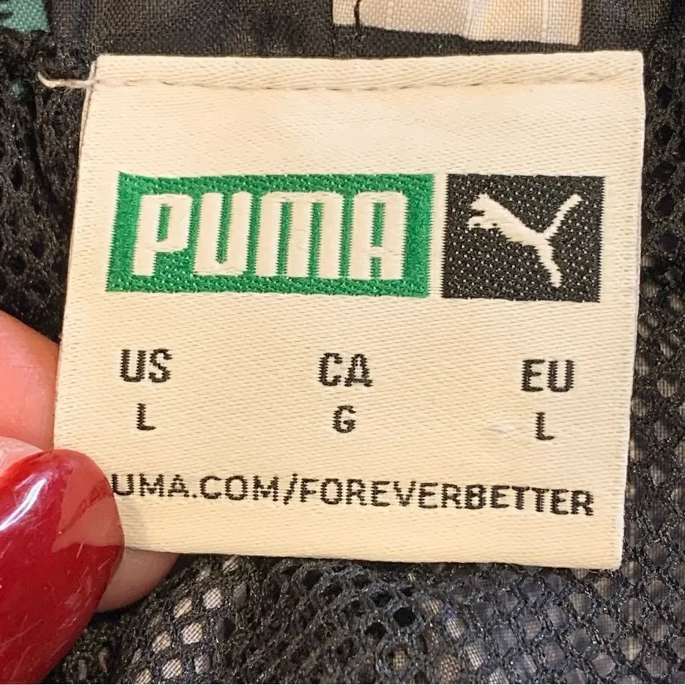 PUMA Brand LOVE Printed Men's Shorts Size Large